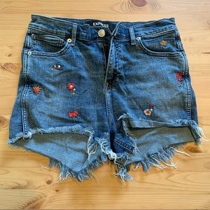Floral Embroidered High Rise Shorts